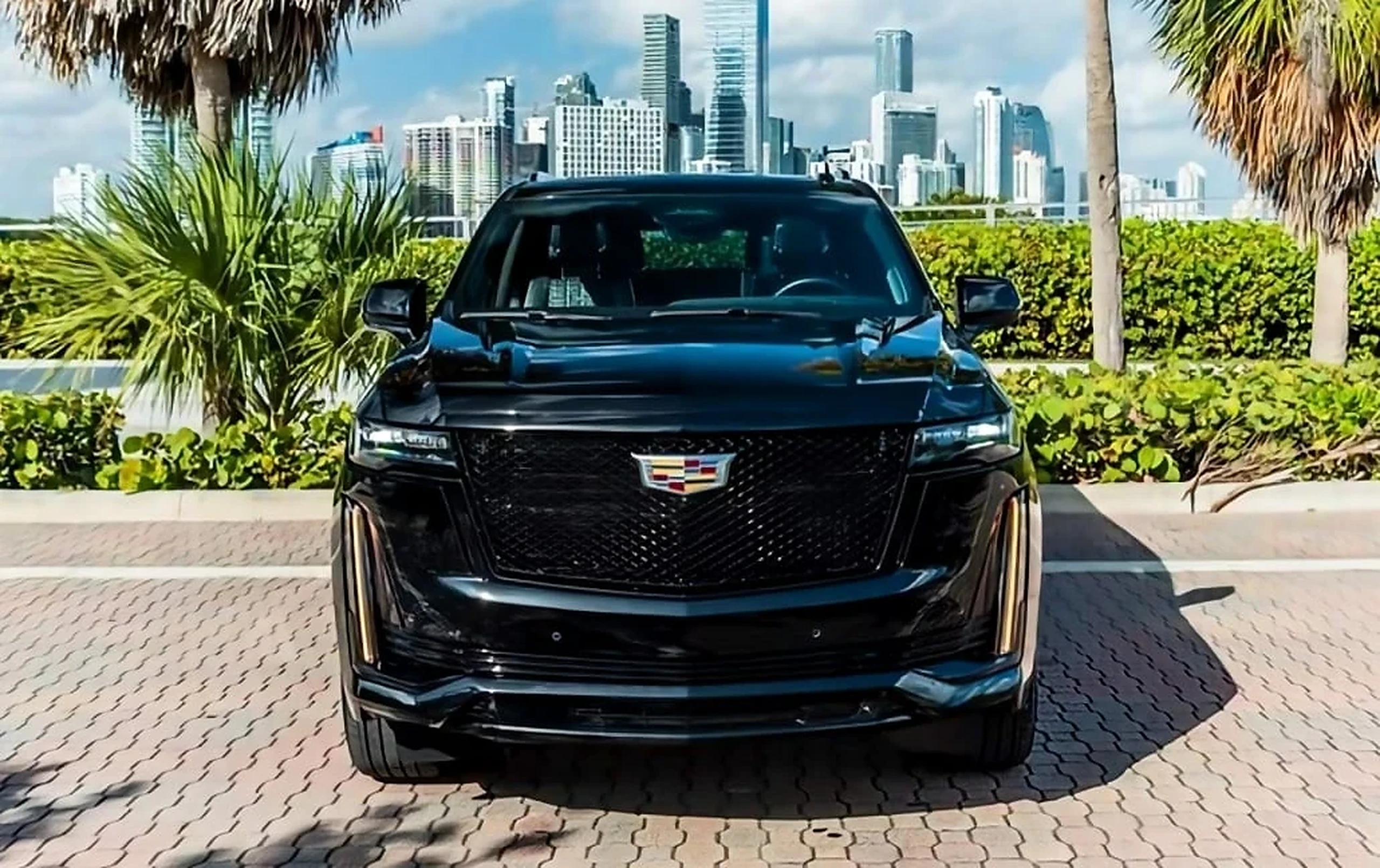 Cadillac Escalade ESV detail relevant to miami cruise-port car delivery on LUX / CAR / RENTAL