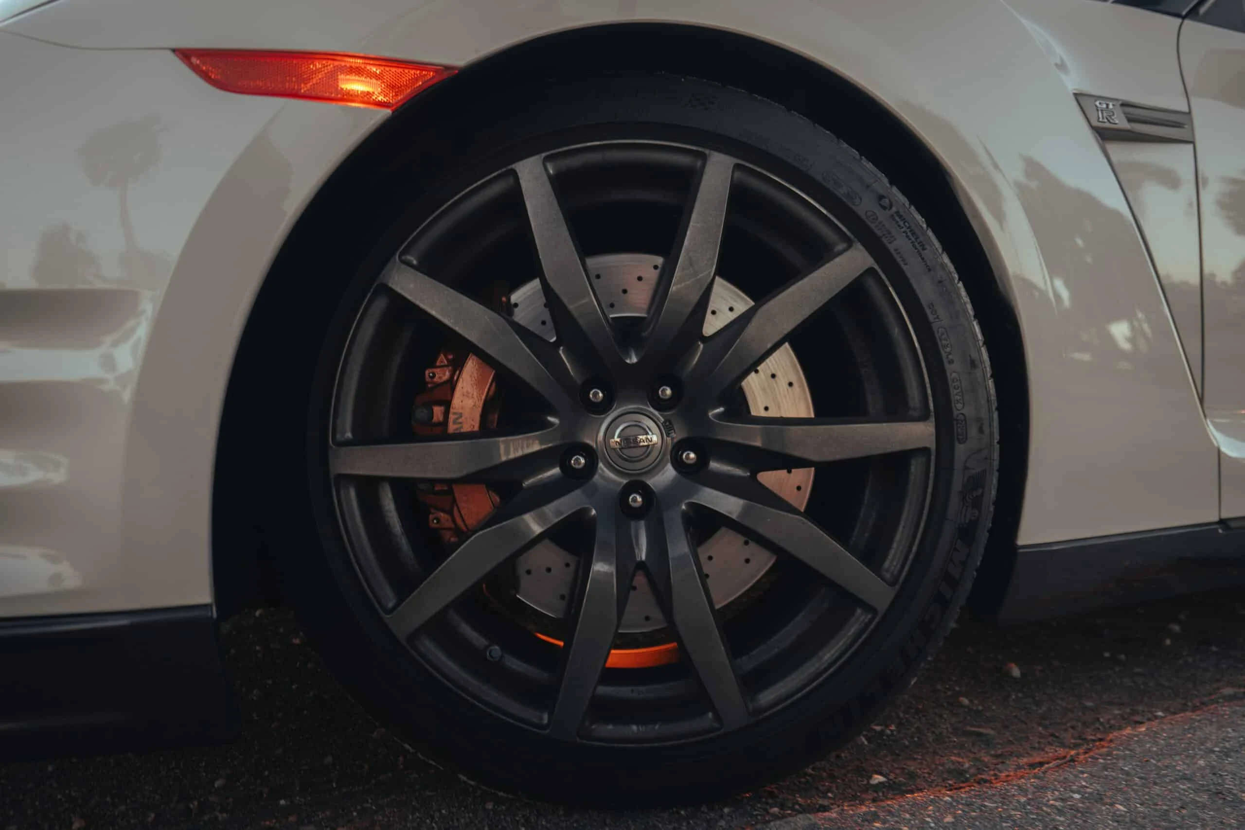 Nissan GT-R selected for LUX / CAR / RENTAL