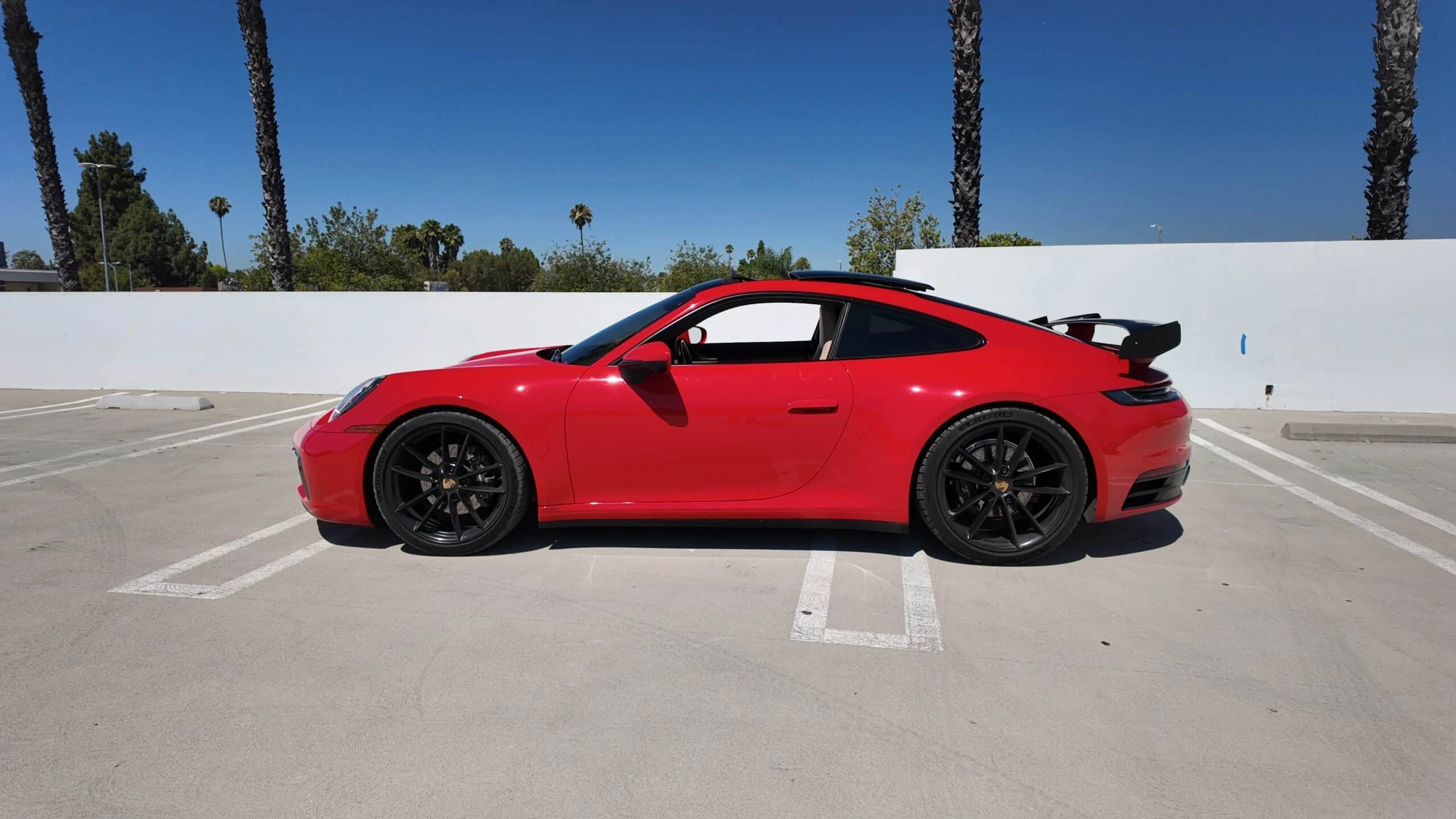 Porsche 911 Carrera detail relevant to first-time exotic car rentals on LUX / CAR / RENTAL